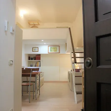 Little Vatican S&ar Apartmán